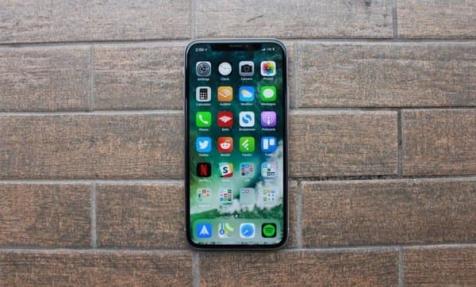 Apple обнаружила в iPhone X серьезную проблему